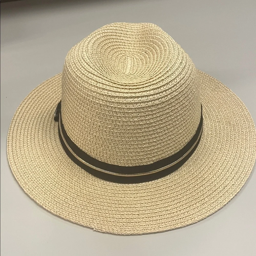 Kingsland Divina Paper Straw Hat w/ Black ribbon glitter stripe metal logo patch